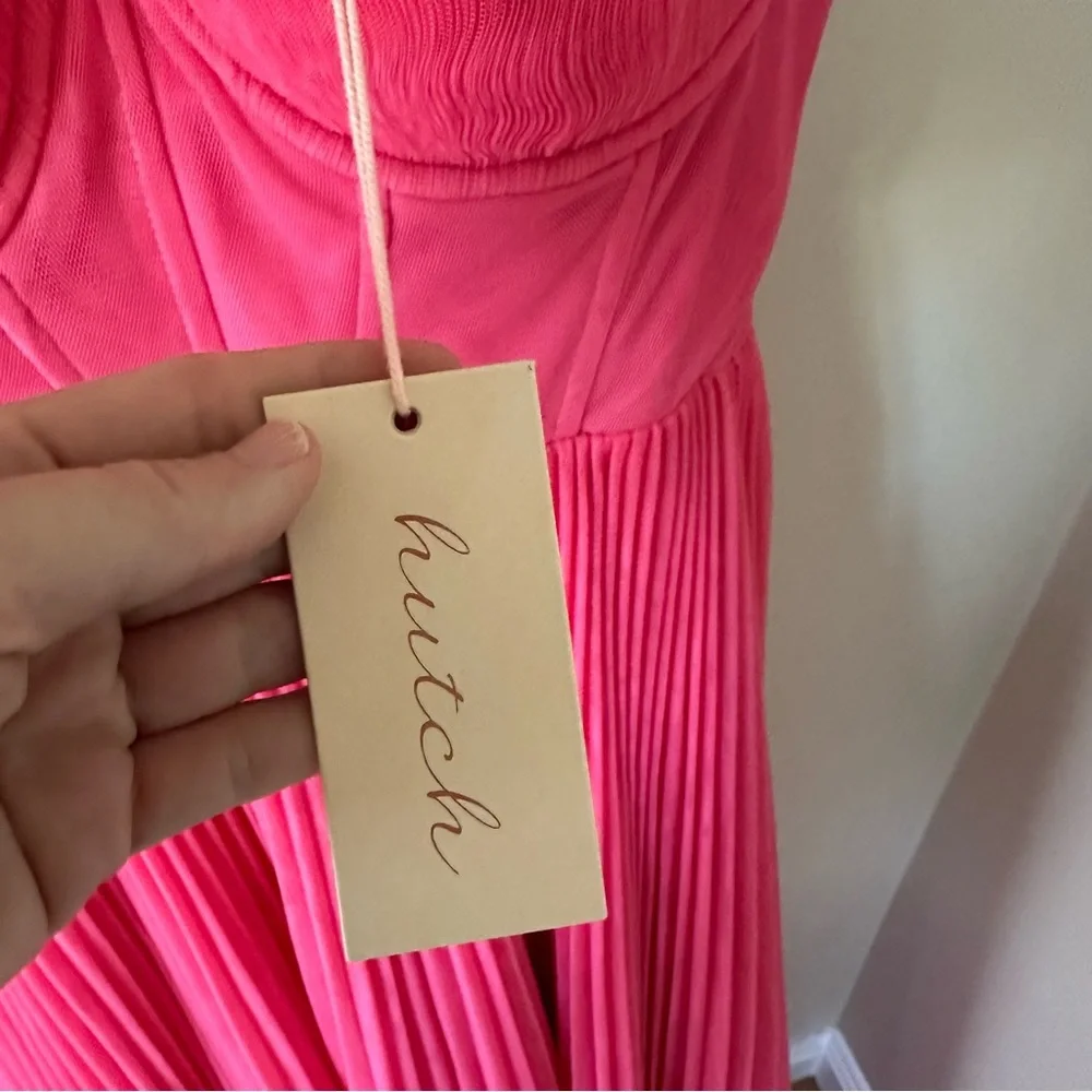Hutch Pink Sleeveless Sundress for Weddings - Picture 4 of 12